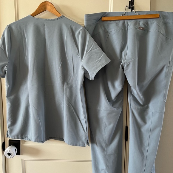 FIGS Dusty Blue Scrub Set - Picture 2 of 7